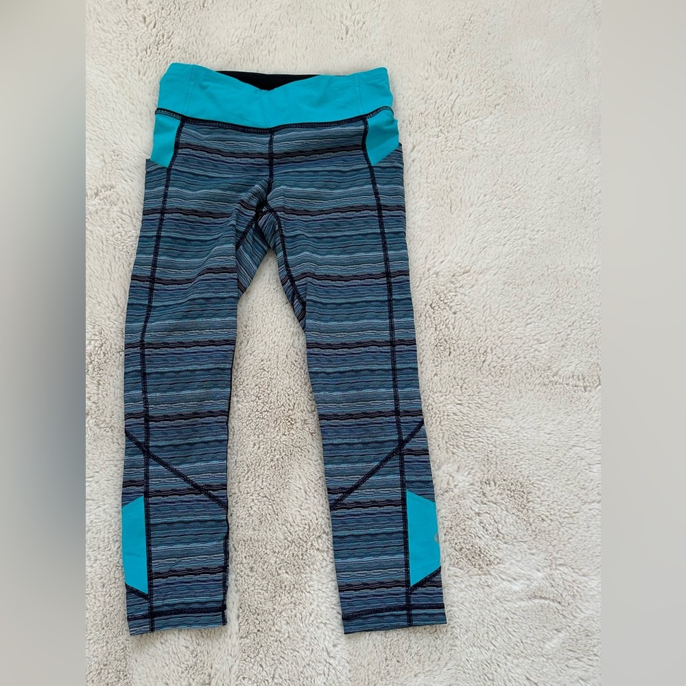Lululemon Speed Tights Leggings Turquoise/Purple Striped